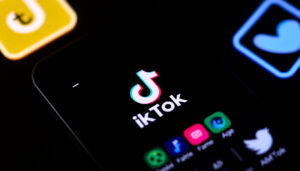 Levi Penell: Wer ist der TikTok-Star? Alter & Karriere